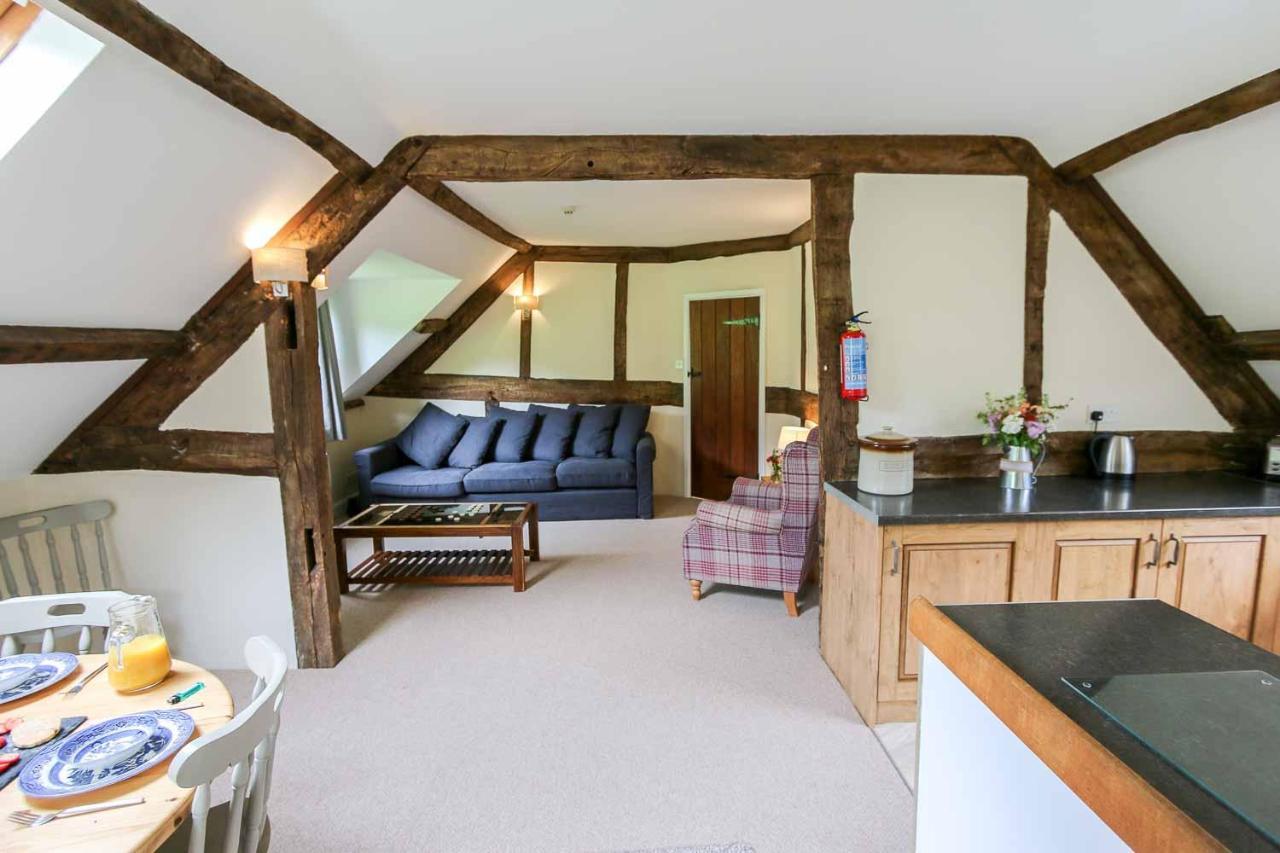 Llanafan-fawr Lake Cottages At Cwm Chwefru מראה חיצוני תמונה